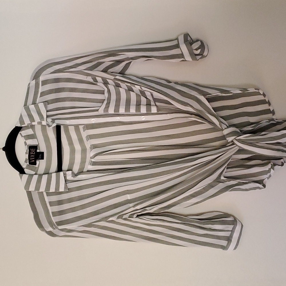 Vixbe striped button up with front tie